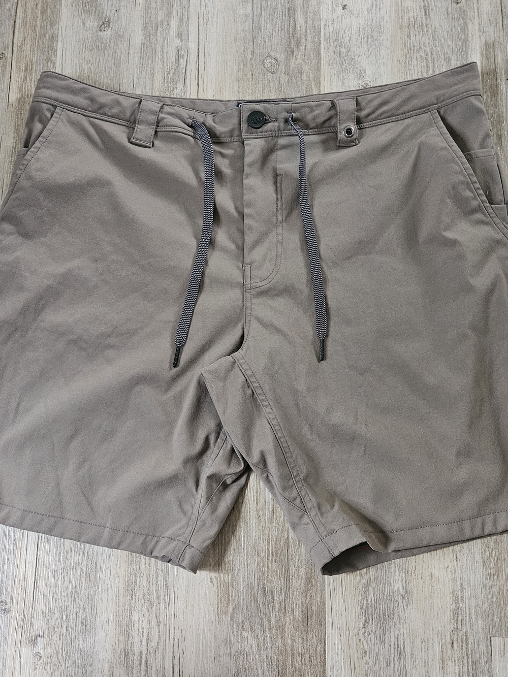 686 Everywhere Collection Men's Hybrid Drawstring Hiking Shorts 36 9" Inseam